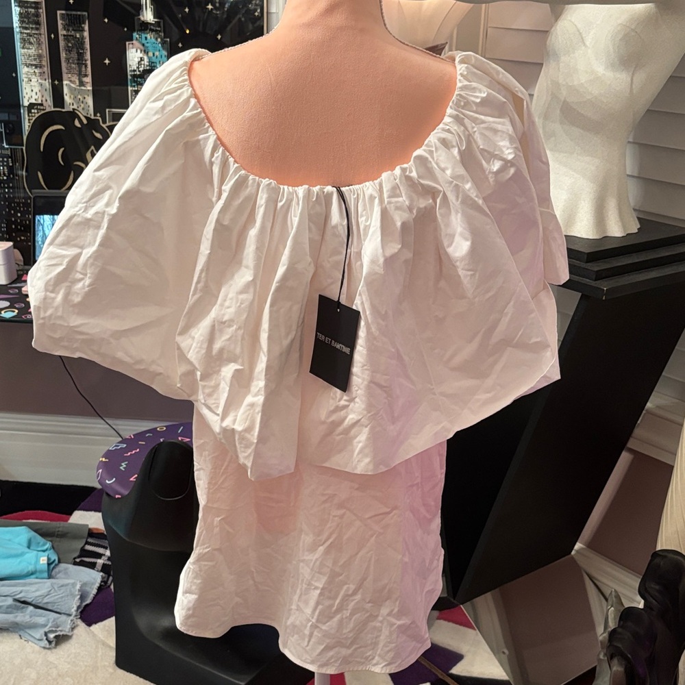 White Off-Shoulder Ruffle Blouse - Picture 5 of 7